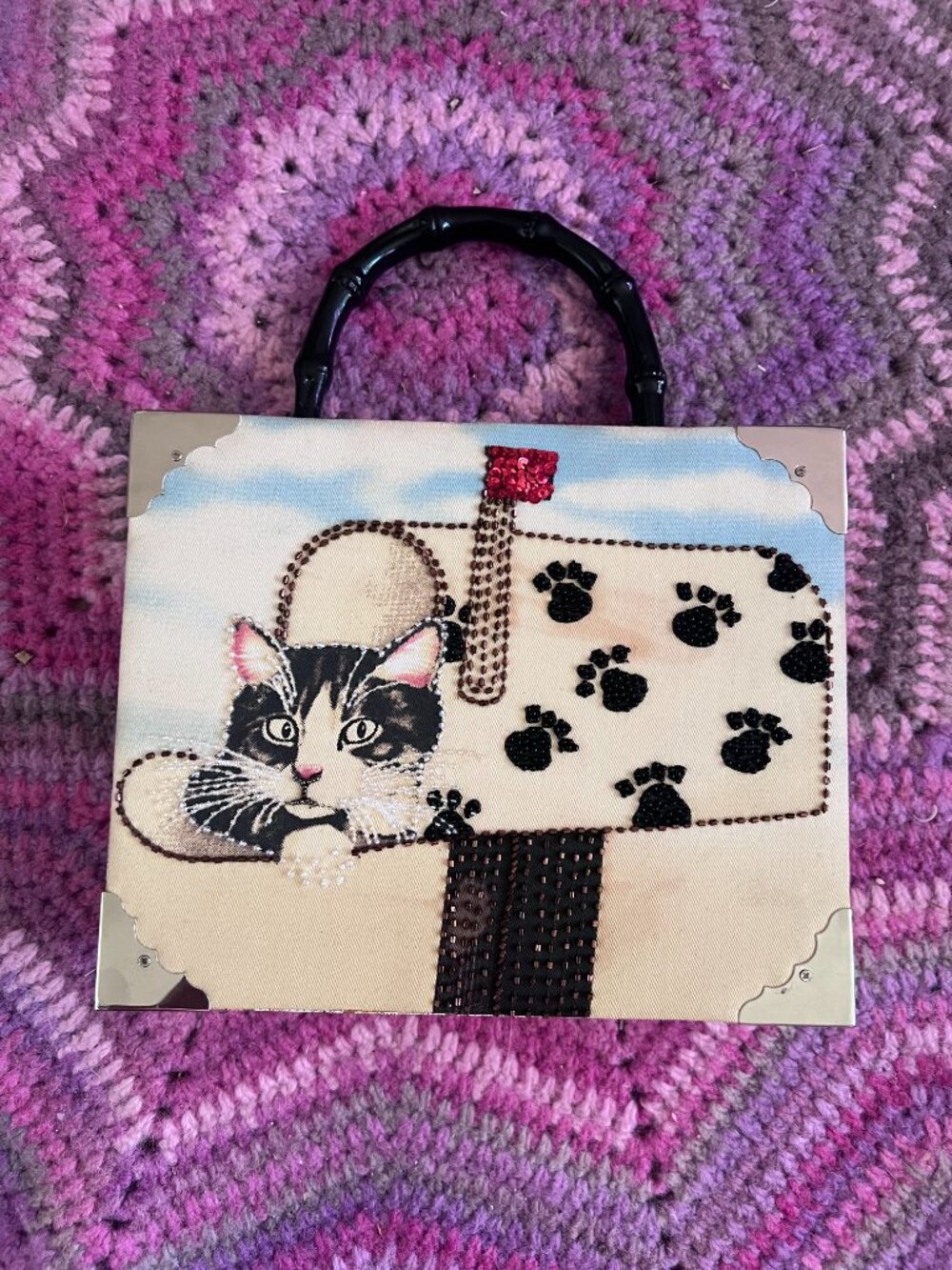 Upcycled Cigar Box with Cat in Mailbox Design